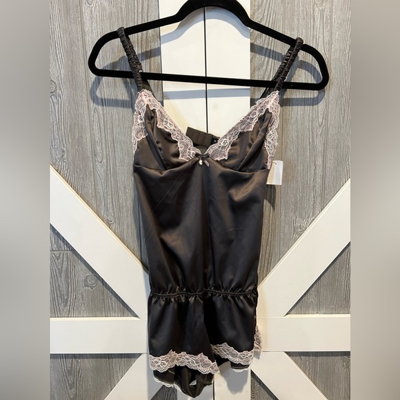 098. NWT Maiden Form Wild Khaki Romper Lingerie XS - Picture 1 of 6